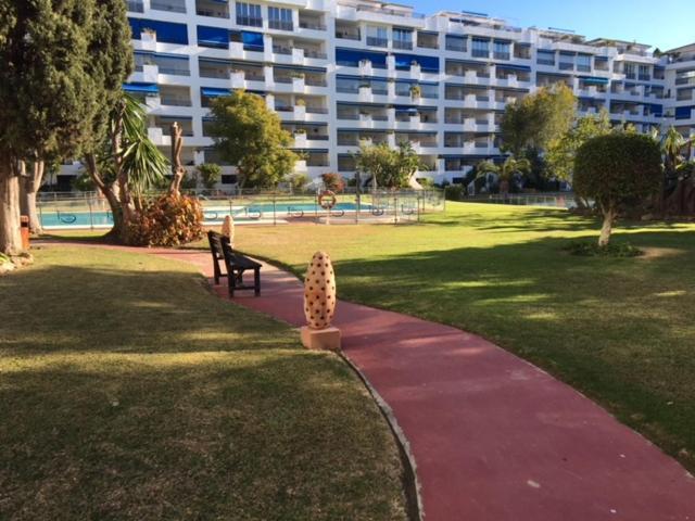 Апартаменты Large And Elegant In Puerto Banus With Pools And Paddle Марбелья Экстерьер фото