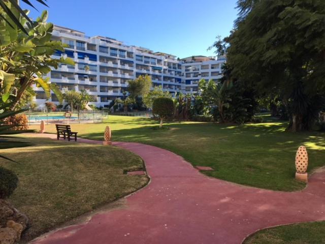 Апартаменты Large And Elegant In Puerto Banus With Pools And Paddle Марбелья Экстерьер фото