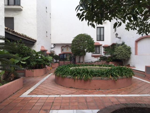 Апартаменты Large And Elegant In Puerto Banus With Pools And Paddle Марбелья Экстерьер фото