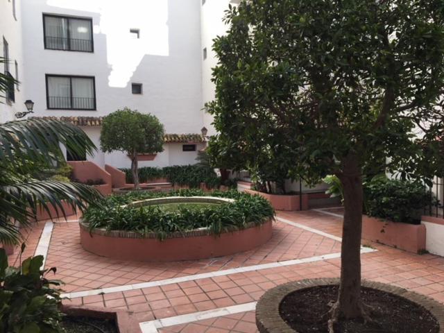 Апартаменты Large And Elegant In Puerto Banus With Pools And Paddle Марбелья Экстерьер фото